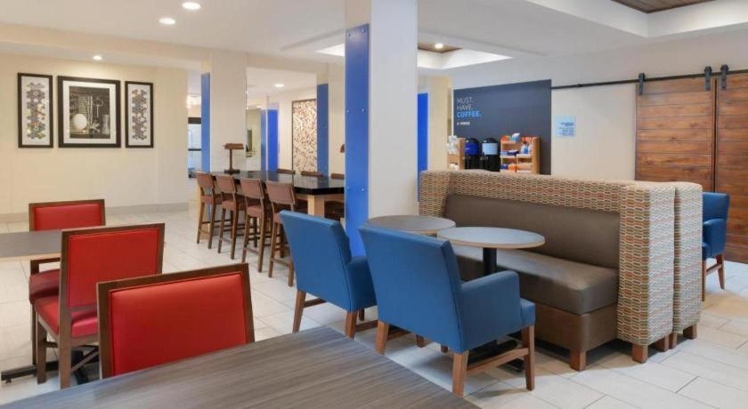 Holiday Inn Express Camden Hotel By Ihg Esterno foto