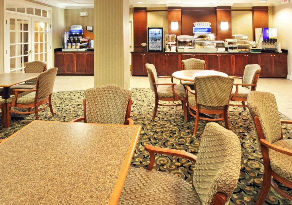 Holiday Inn Express Camden Hotel By Ihg Esterno foto