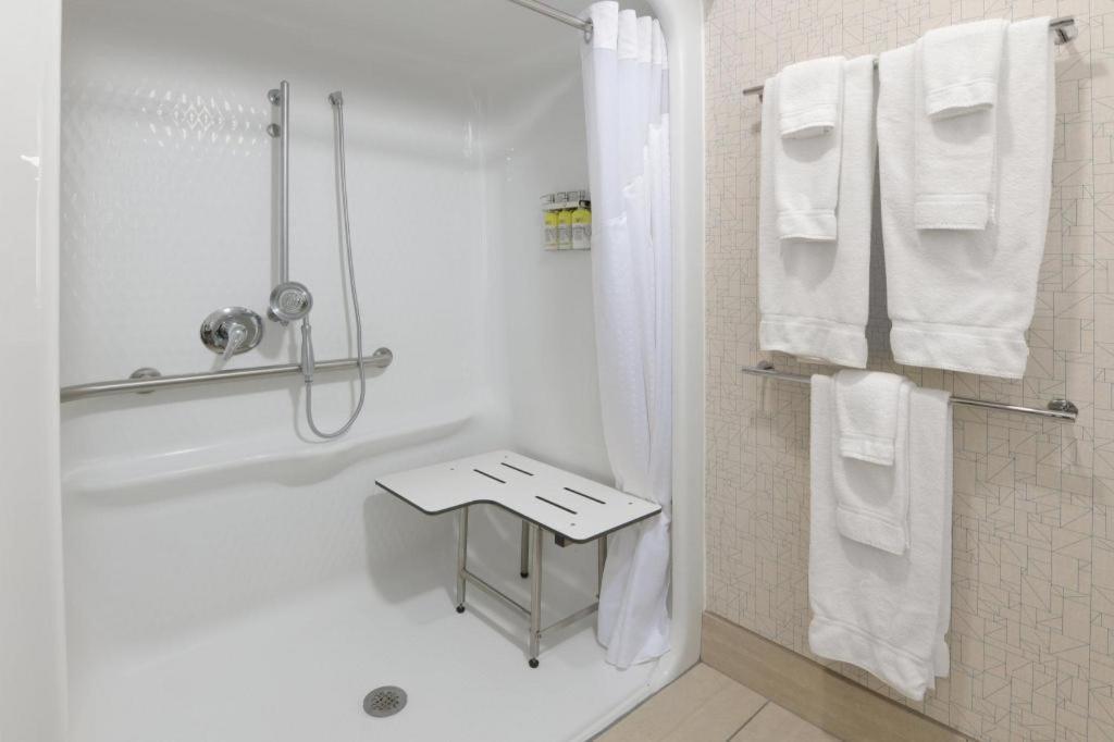 Holiday Inn Express Camden Hotel By Ihg Esterno foto